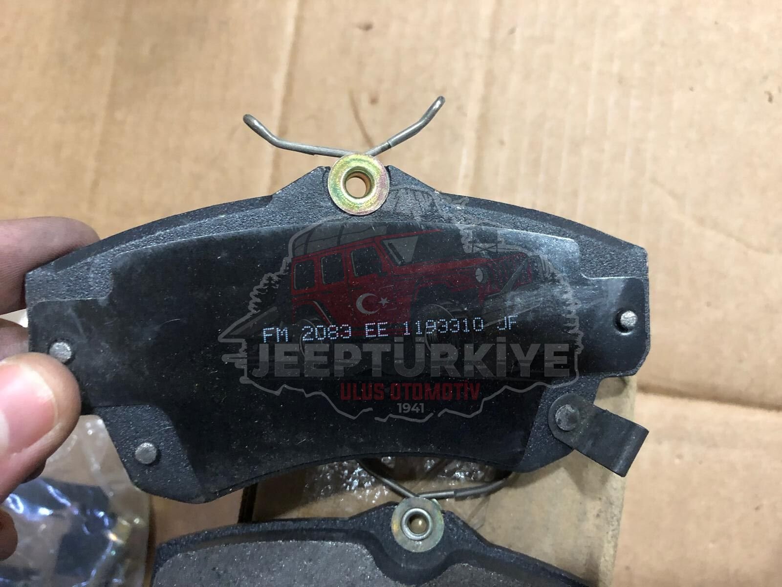 CHRYSLER PT CRUİSER ÖN BALATA 2001/2010  V1013843AE
