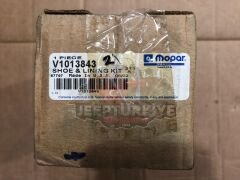 CHRYSLER PT CRUİSER ÖN BALATA 2001/2010  V1013843AE